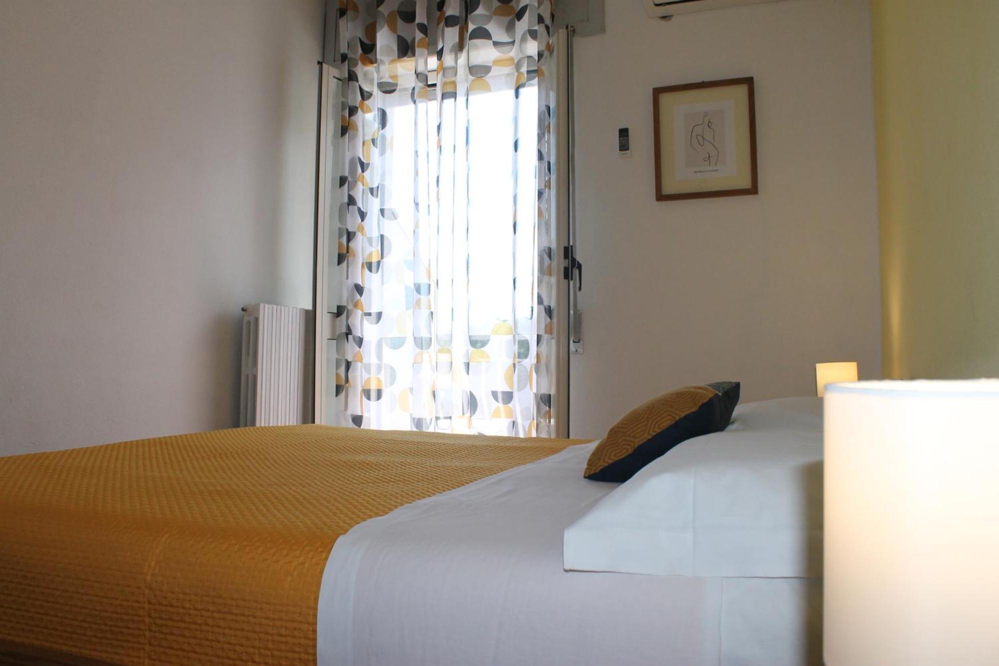 Piccolo Hotel Nuova Gestione Cala Gonone Exterior photo