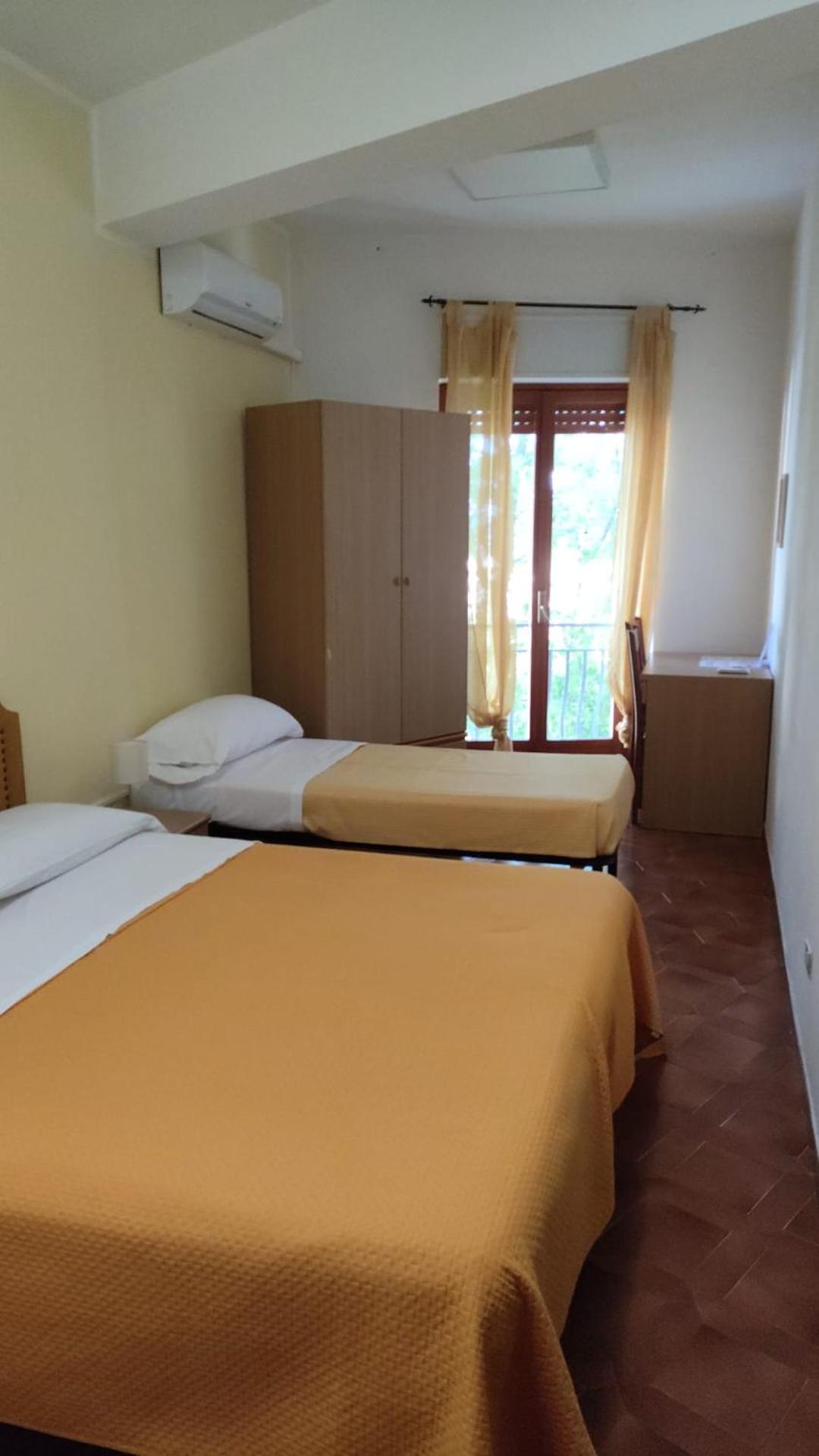 Piccolo Hotel Nuova Gestione Cala Gonone Exterior photo